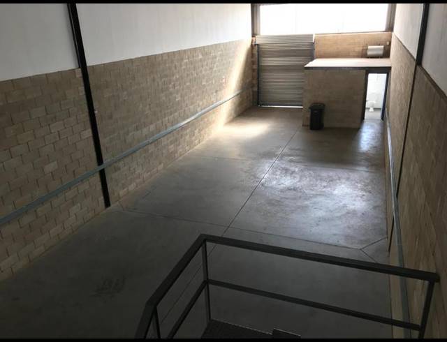 INDUSTRIAL PROPERTY TO RENT IN HENNOPSPARK